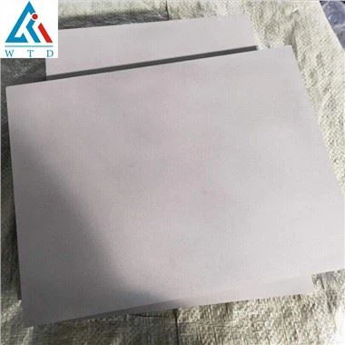 Titánötvözet lemez