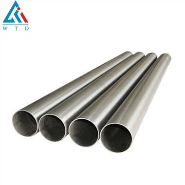 Hegesztett titán cső